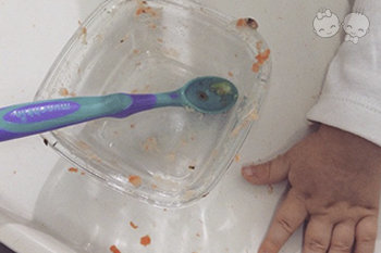 Felicidade de mãe é ver o filho raspar o prato. | Crédito: Arquivo Pessoal